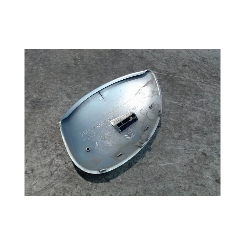 CARENAGE RETROVISEUR EXTERIEUR DROIT PEUGEOT 206 SW 02-06