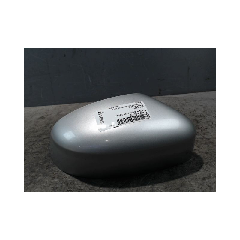 CARENAGE RETROVISEUR EXTERIEUR DROIT FORD FOCUS BREAK 2005-