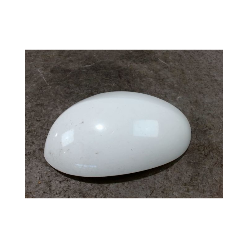 CARENAGE RETROVISEUR EXTERIEUR GAUCHE PEUGEOT 107 5P