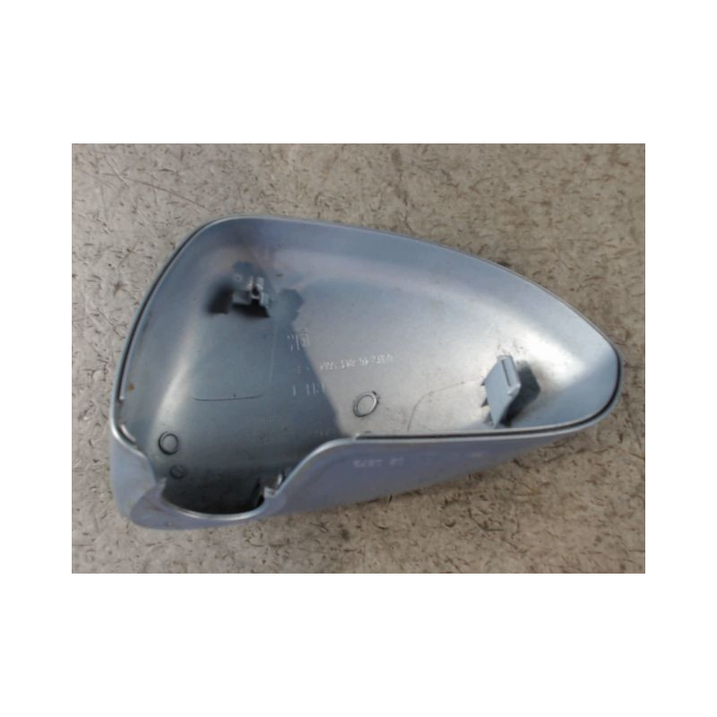 CARENAGE RETROVISEUR EXTERIEUR DROIT OPEL CORSA 06-09