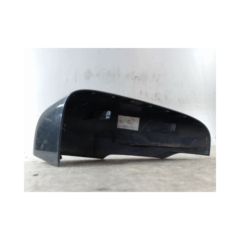 CARENAGE RETROVISEUR EXTERIEUR DROIT VOLVO XC60 10-