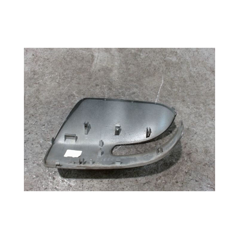CARENAGE RETROVISEUR EXTERIEUR DROIT MAZDA CX-7