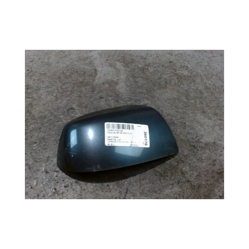 CARENAGE RETROVISEUR EXTERIEUR DROIT FORD FOCUS 04-07