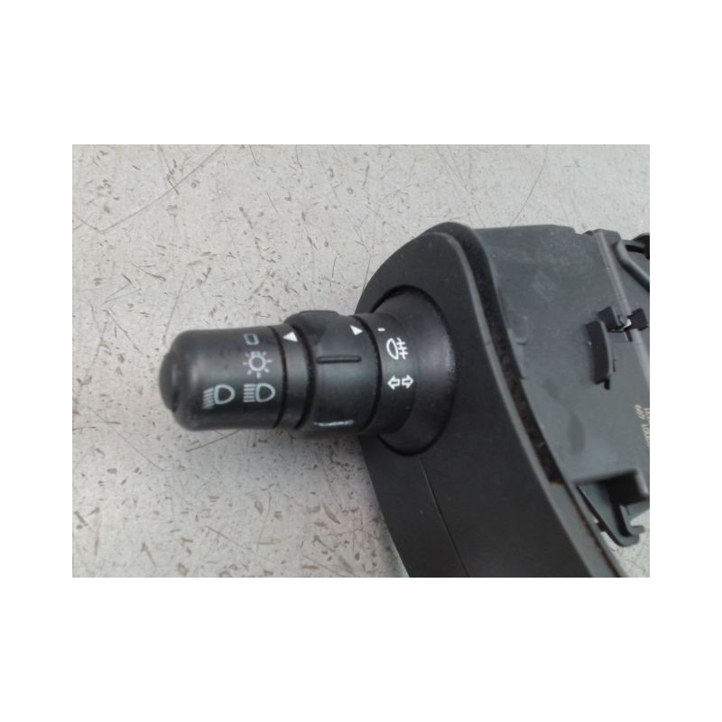 COMMANDE ECLAIRAGE RENAULT KANGOO EXPRESS II Phase 1 2008-2013