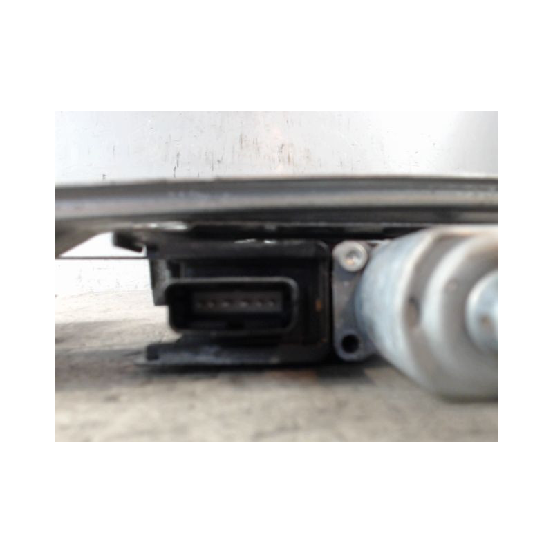 MECANISME+MOTEUR LEVE-GLACE AVANT GAUCHE PEUGEOT 208
