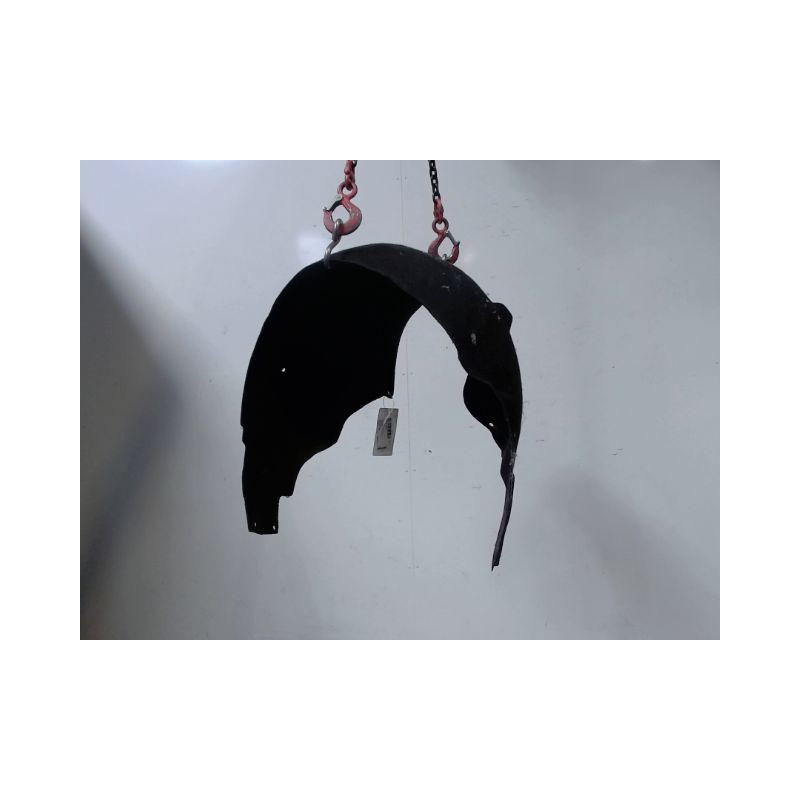 PARE-BOUE ARRIERE GAUCHE B.M.W. SERIE 1