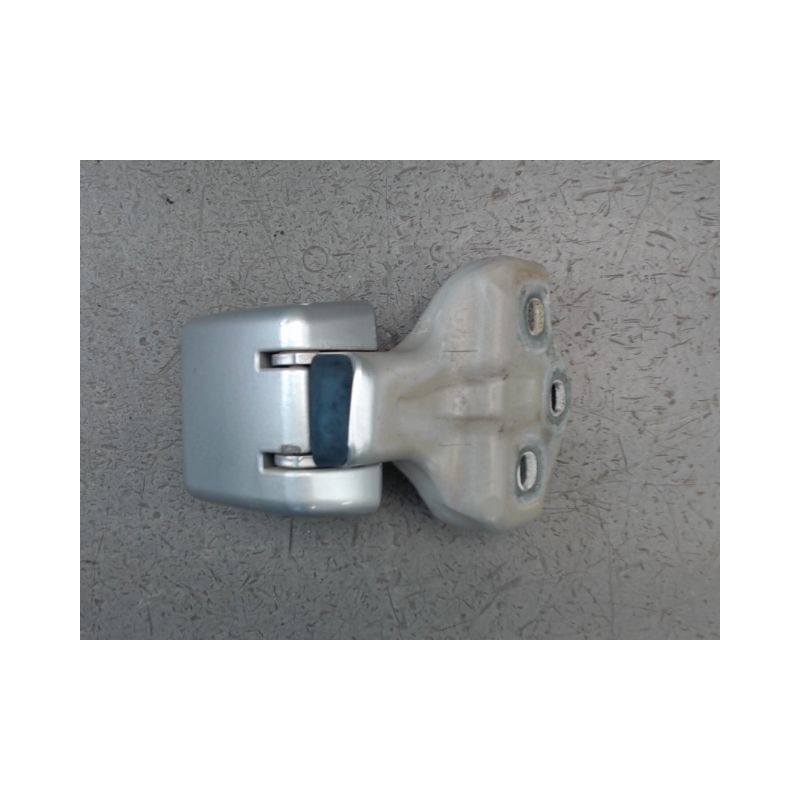 CHARNIERE SUP PORTE BATTANTE ARD PEUGEOT EXPERT