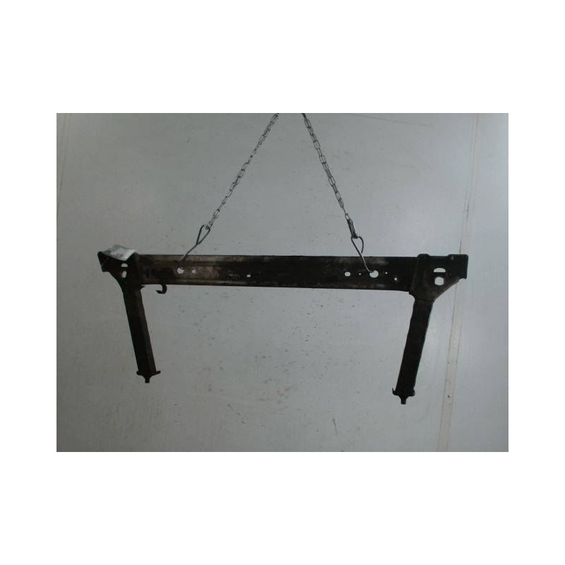 TRAVERSE INFERIEURE ARMATURE AVANT RENAULT MEGANE