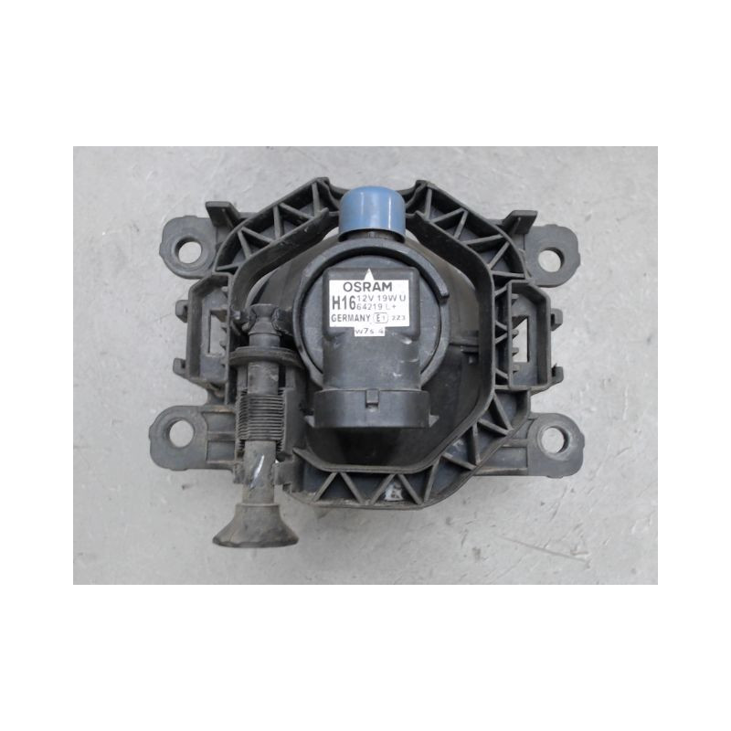 PHARE ANTIBROUILLARD AVANT GAUCHE DACIA SANDERO