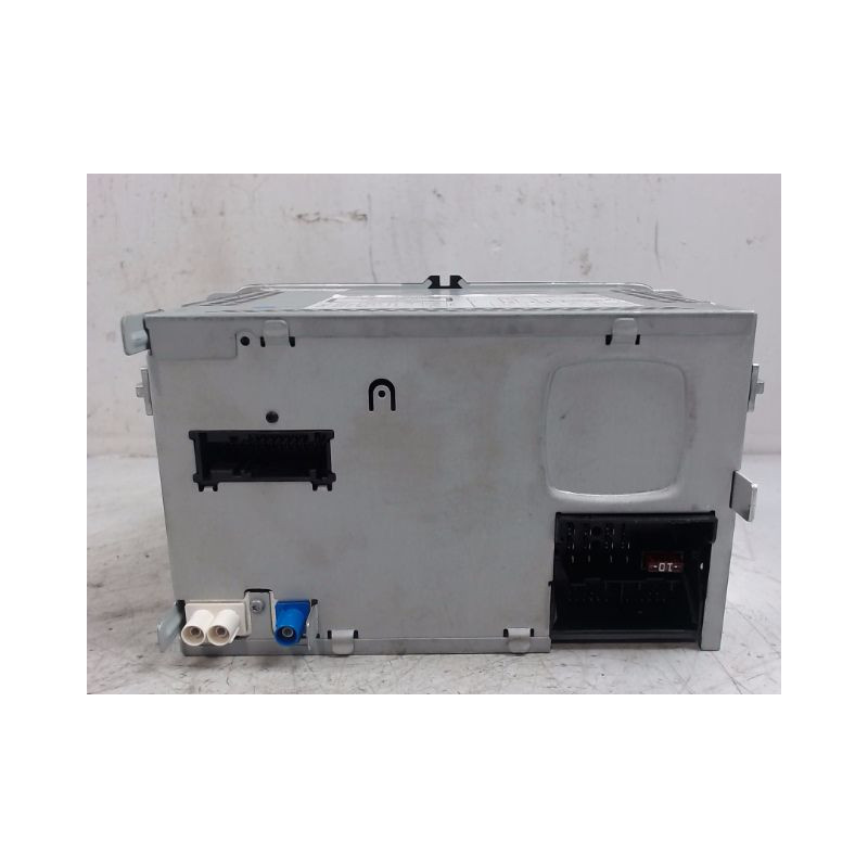 AUTORADIO VOLKSWAGEN PASSAT 2010-