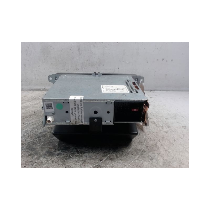 AUTORADIO VOLKSWAGEN TOURAN 09-