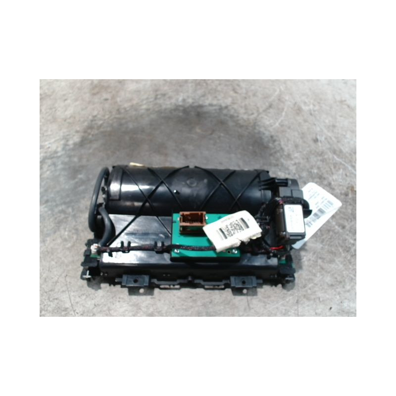 ECRAN GPS PEUGEOT 3008