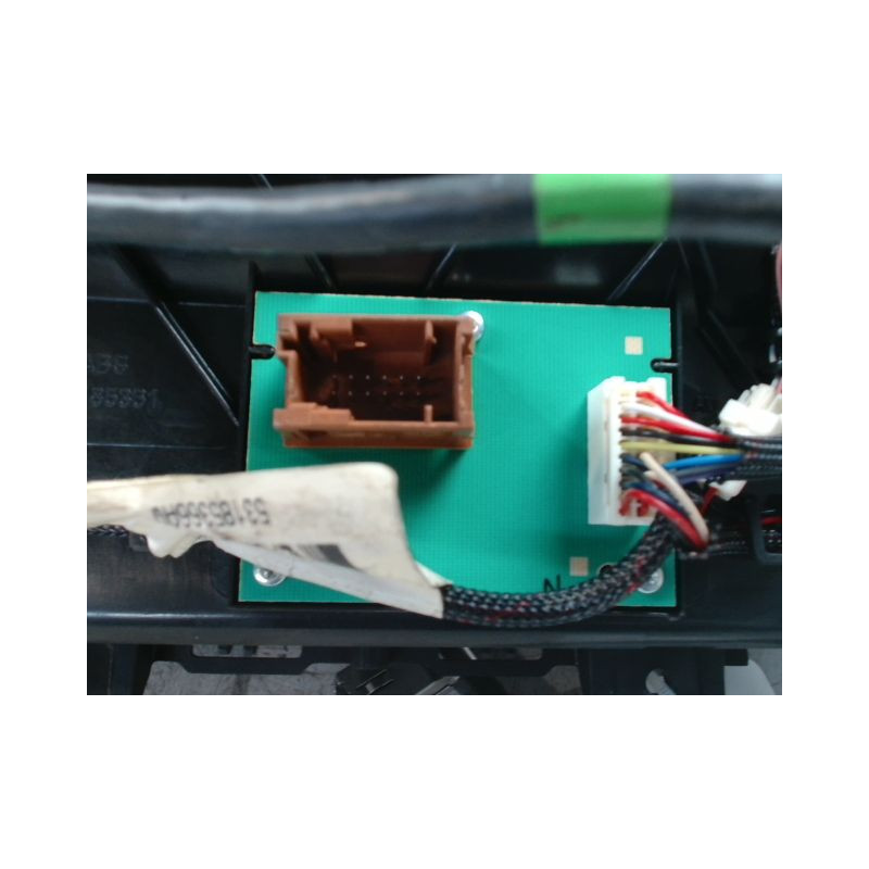 ECRAN GPS PEUGEOT 3008 2009-