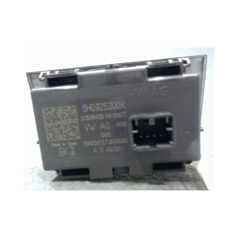 BOUTON DE WARNING VOLKSWAGEN GOLF
