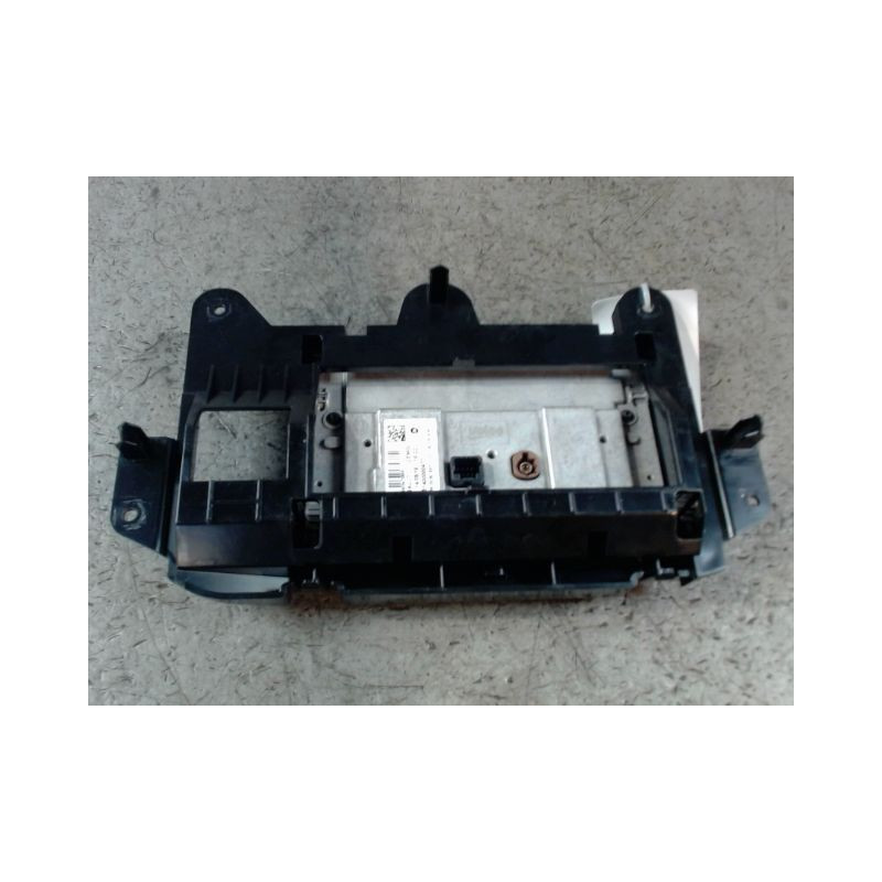ECRAN GPS RENAULT TWINGO