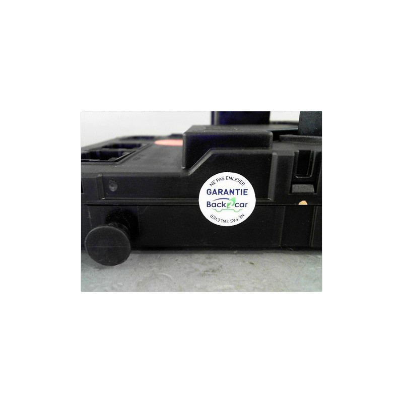 BOITIER GESTION HABITACLE PEUGEOT 1007 05-10