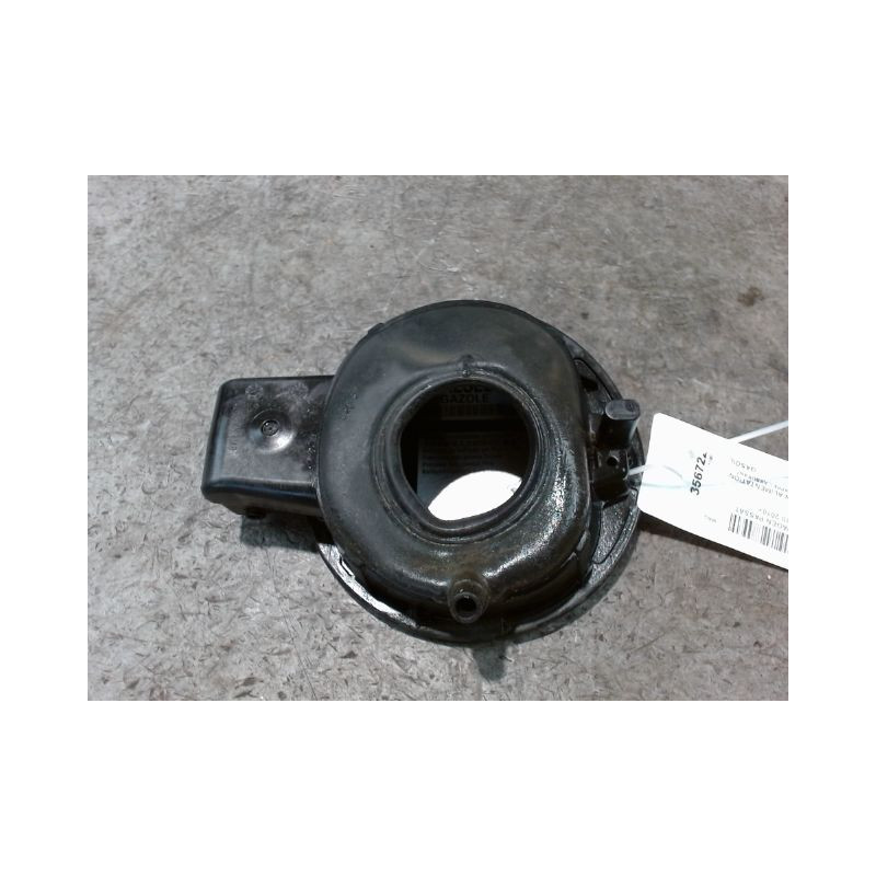 VOLET DE TRAPPE CARBURANT VOLKSWAGEN PASSAT 2010-
