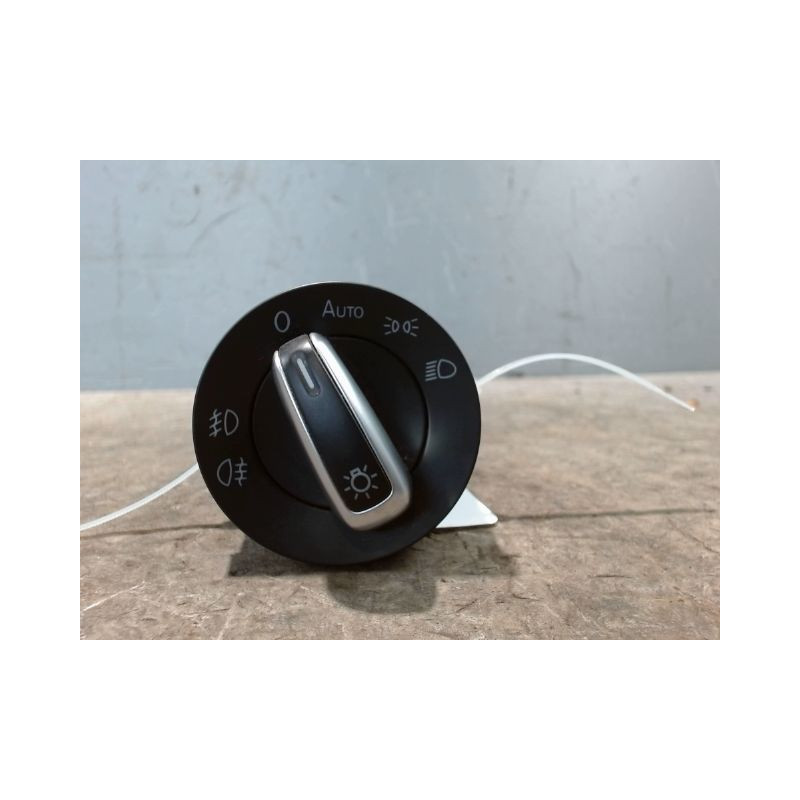 COMMANDE ECLAIRAGE VOLKSWAGEN PASSAT 2010-