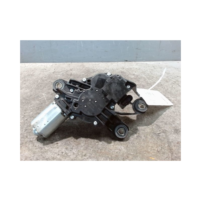 MOTEUR ESSUIE-GLACE ARRIERE VOLKSWAGEN TOURAN 09-