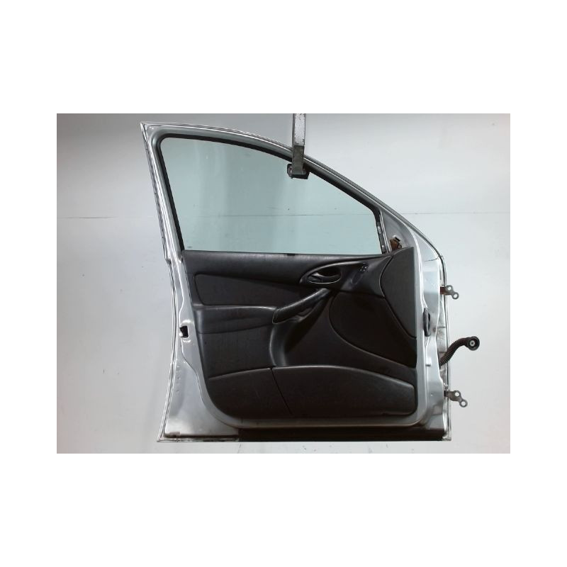 PORTE AVANT GAUCHE FORD FOCUS 98-04