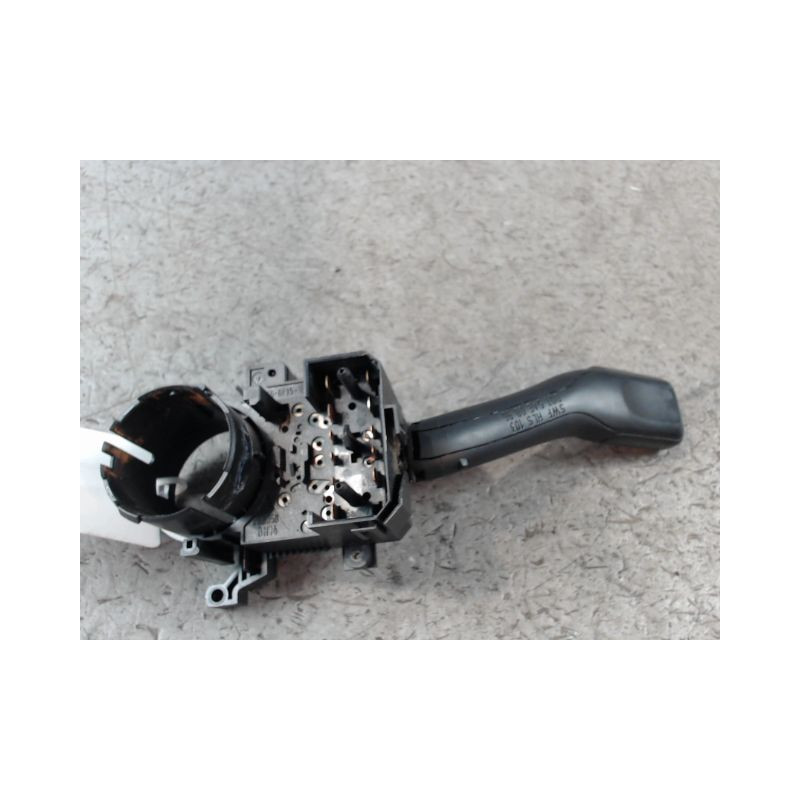 COMMANDE CLIGNOTANT SKODA FABIA BREAK 00-04