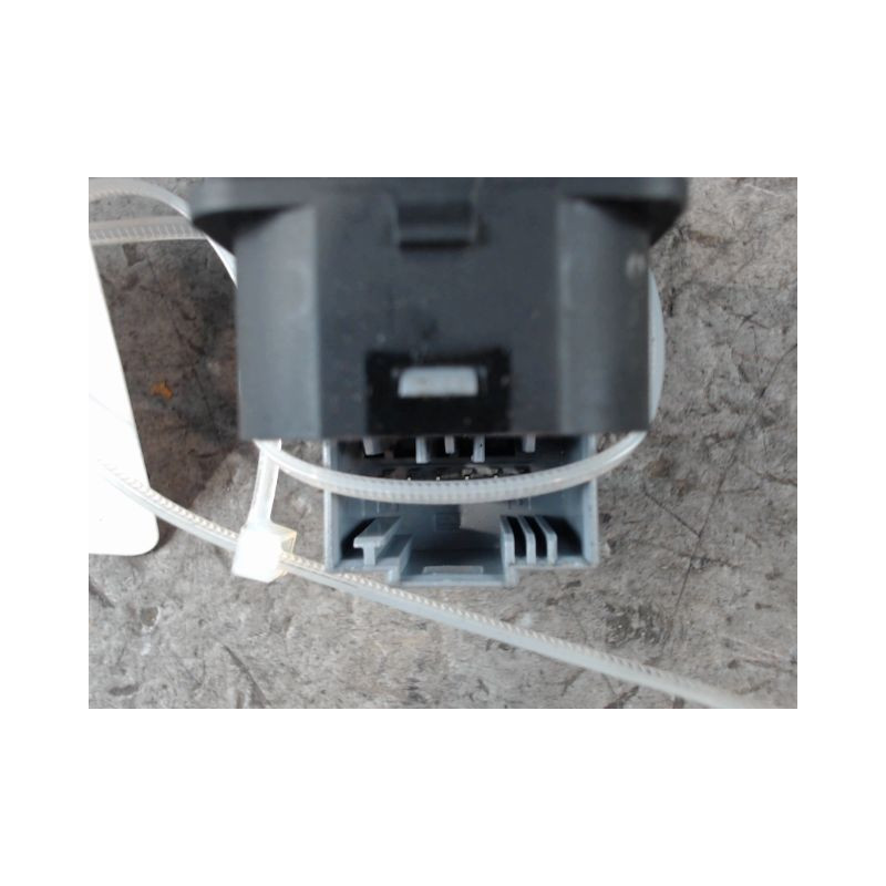 COMMANDE RETROVISSEUR EXTERIEUR ELECTRIQUE VOLKSWAGEN PASSAT SW 2005-