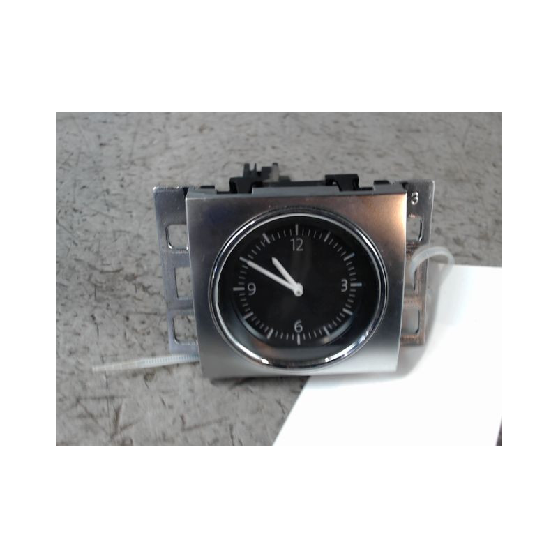 MONTRE VOLKSWAGEN PASSAT 2010-