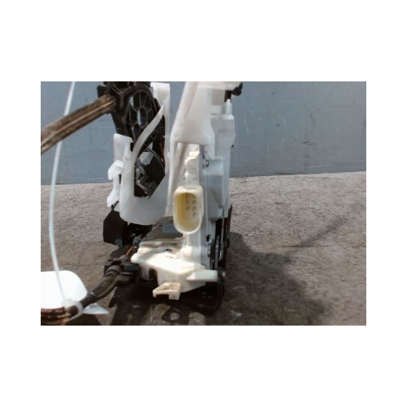 SYSTEME CONDAMNATION ARRIERE DROIT VOLKSWAGEN PASSAT 2010-