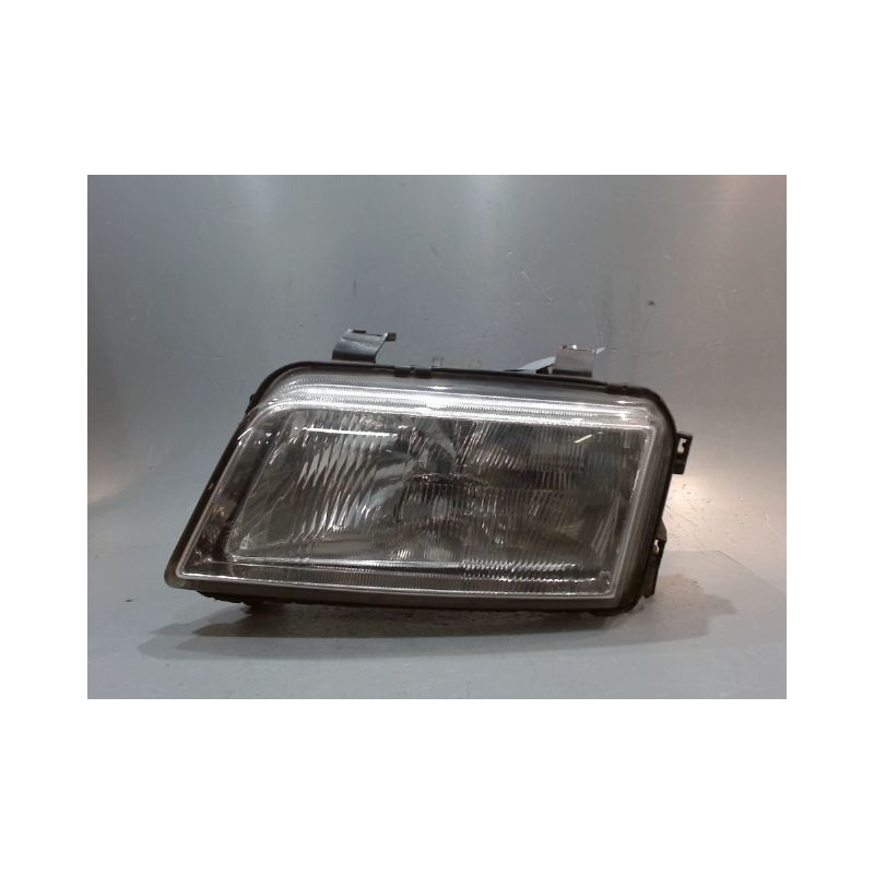 PHARE GAUCHE AUDI A4
