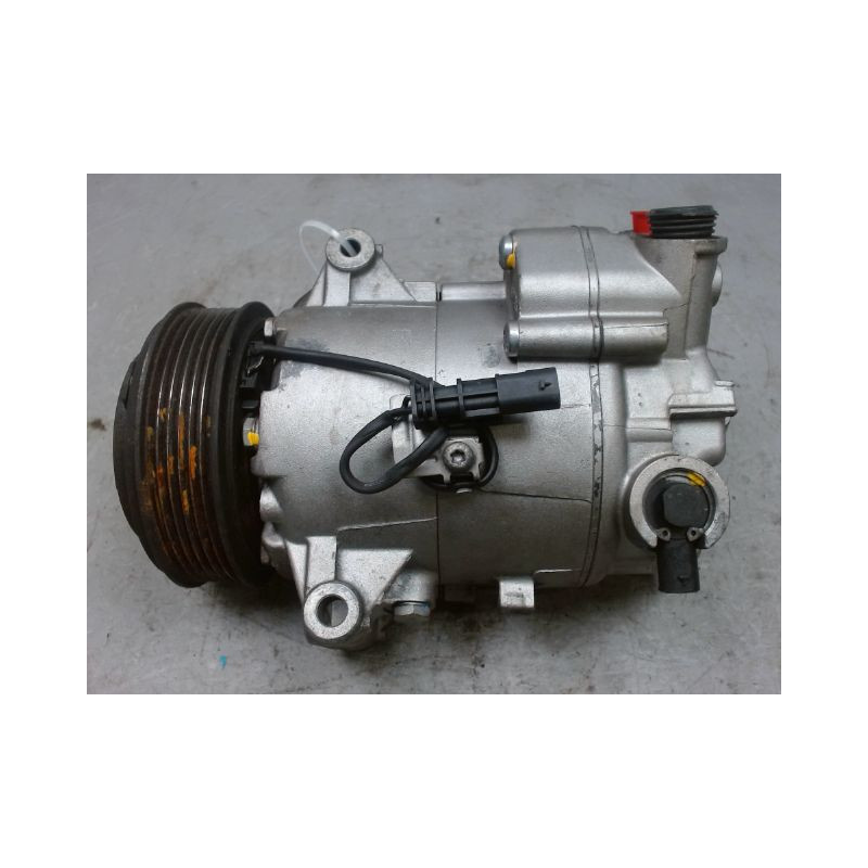 COMPRESSEUR AIR CONDITIONNE OPEL ZAFIRA