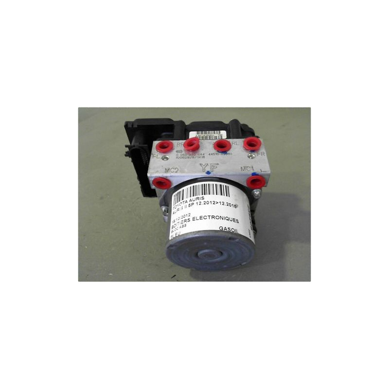 UNITE HYDRAULIQUE ABS TOYOTA AURIS II 2012-2015