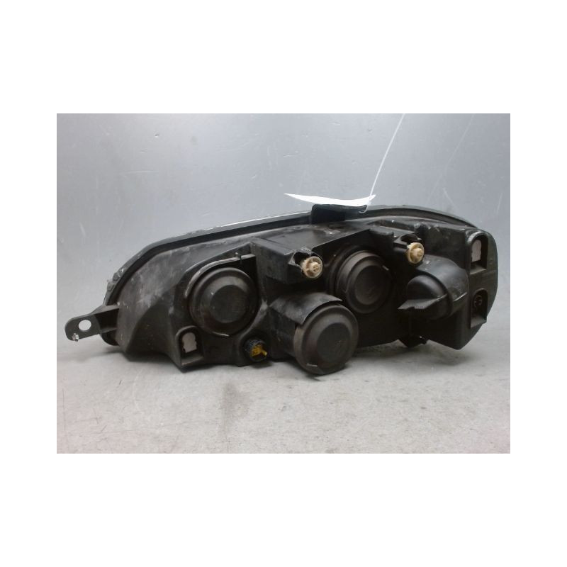 PHARE DROIT FIAT PUNTO 2003-