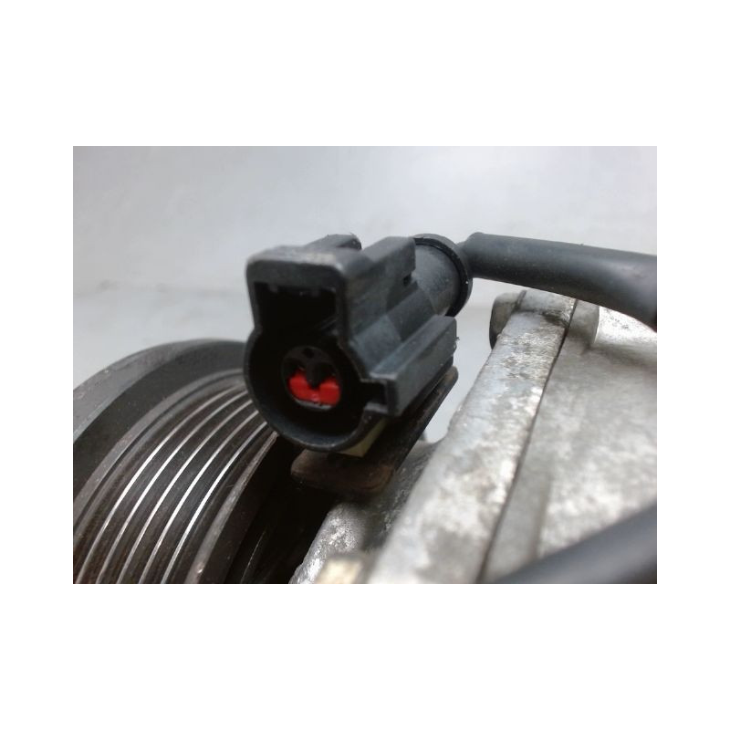 COMPRESSEUR AIR CONDITIONNE FORD FIESTA 02 -05
