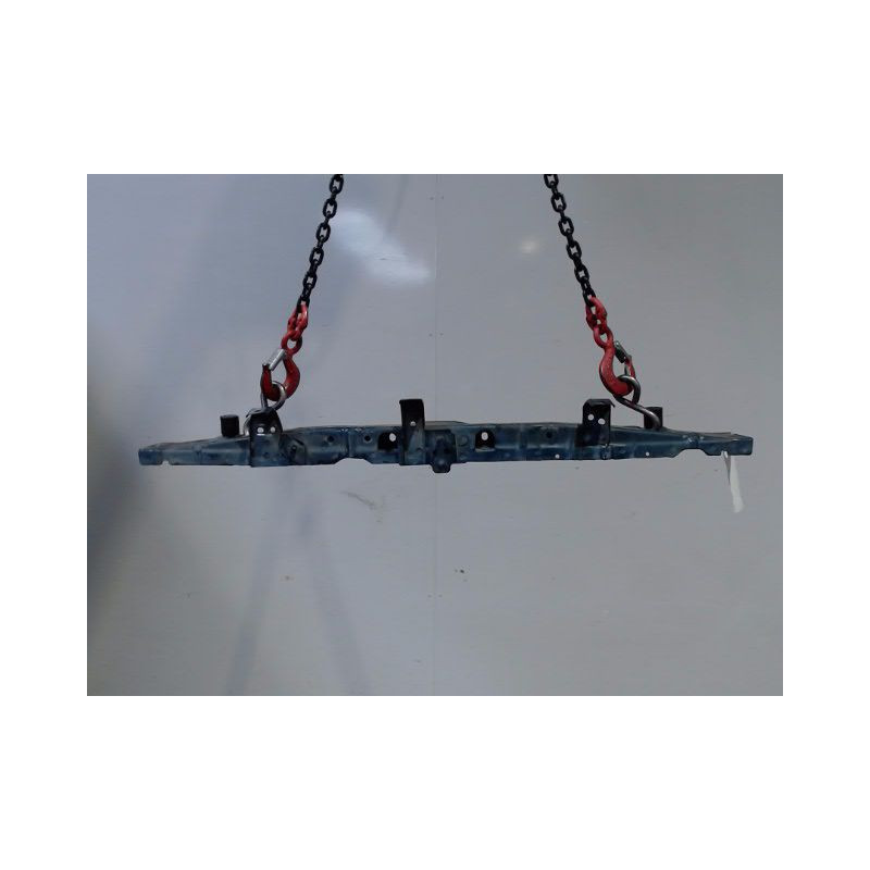 TRAVERSE SUPERIEURE ARMATURE AVANT NISSAN MICRA
