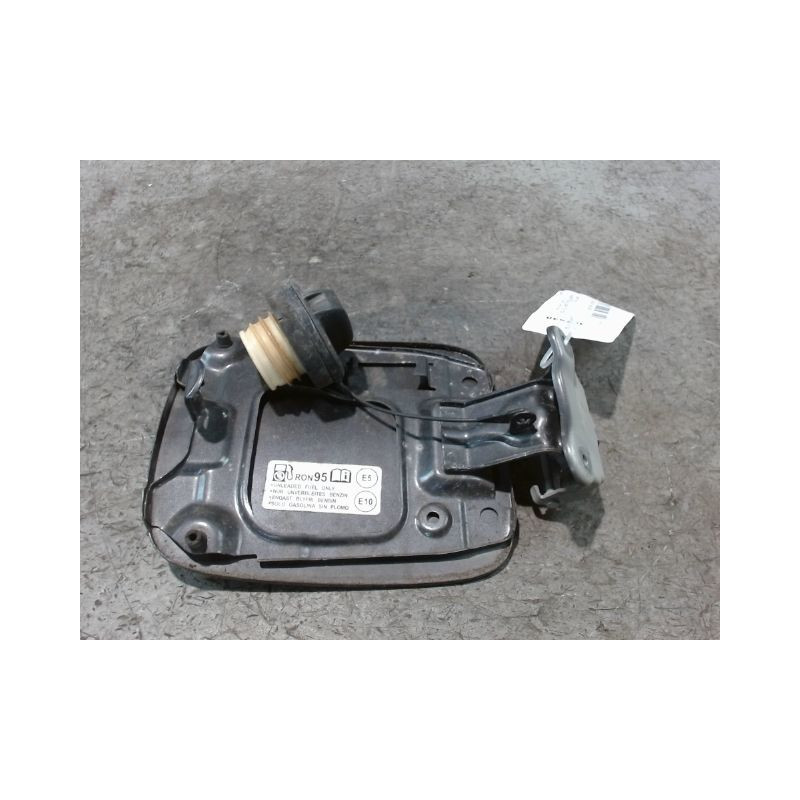 VOLET DE TRAPPE CARBURANT SUZUKI BALENO