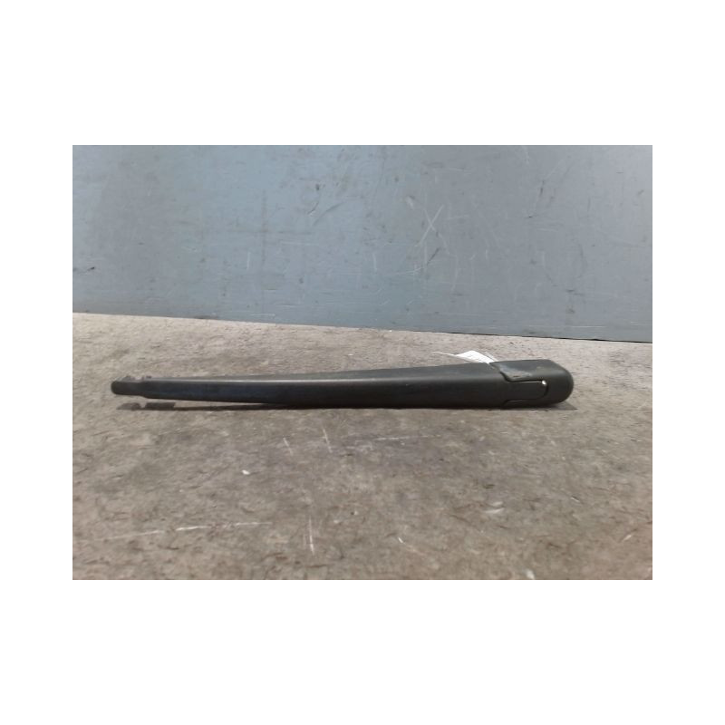 BRAS ESSUIE-GLACE ARRIERE CITROEN C3 PICASSO 2008-