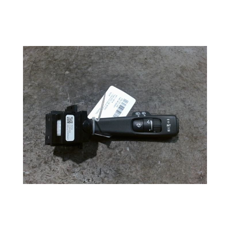 COMMANDE ESSUIE GLACE VOLVO V40 2000-