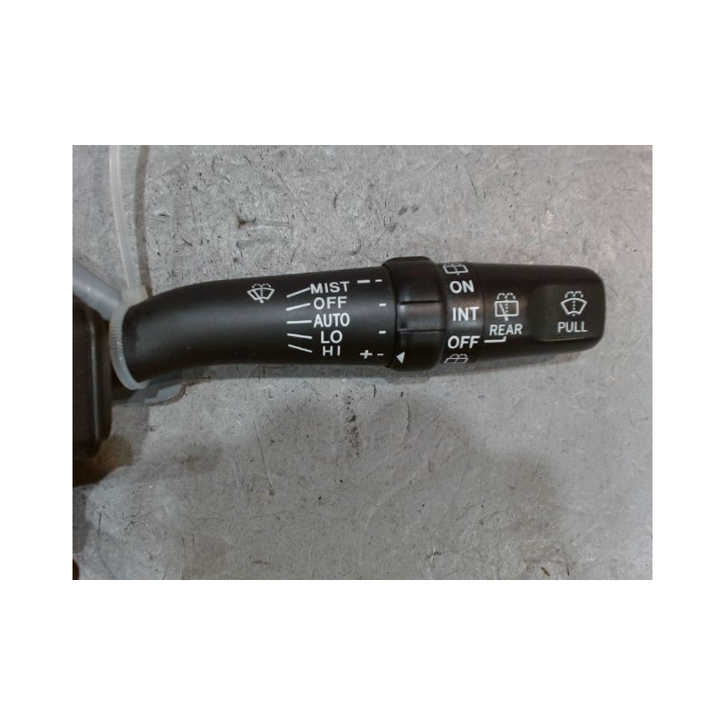 COMMANDE ESSUIE GLACE TOYOTA AVENSIS