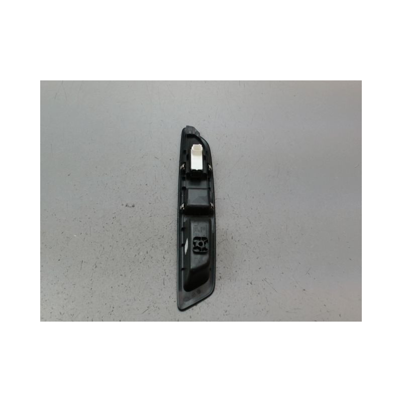 COMMANDE LEVE-GLACE PORTE AVD CITROEN C4
