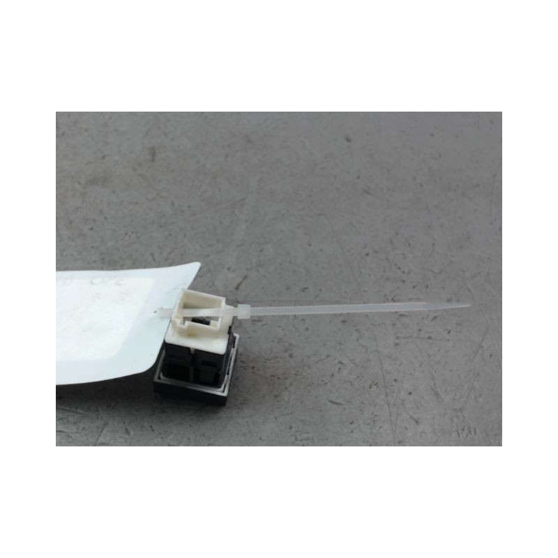 BOUTON DE WARNING CITROEN C4