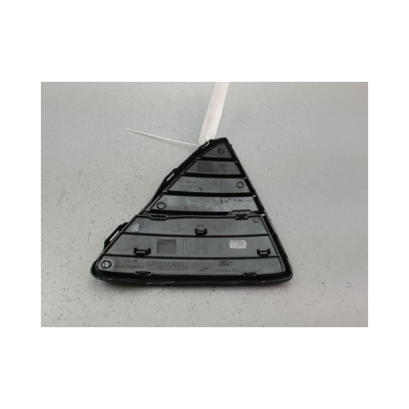 GRILLE VENTILATION PARE-CHOC AVG FORD FOCUS III 2011-...