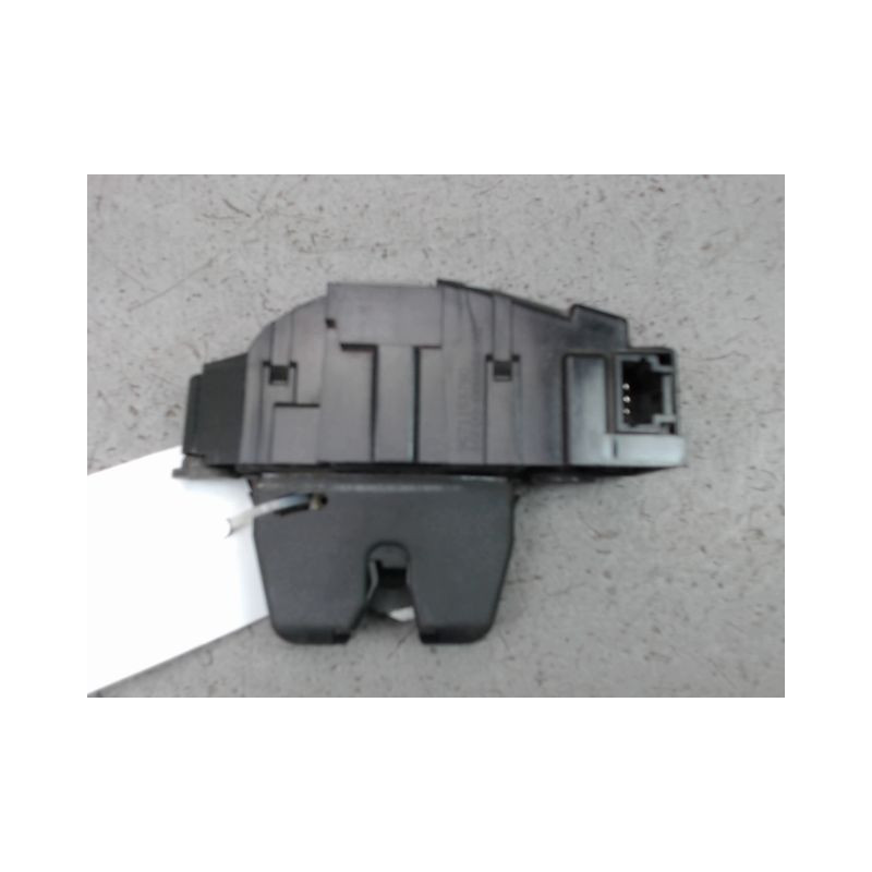 SERRURE HAYON  PEUGEOT 207 2006-2013