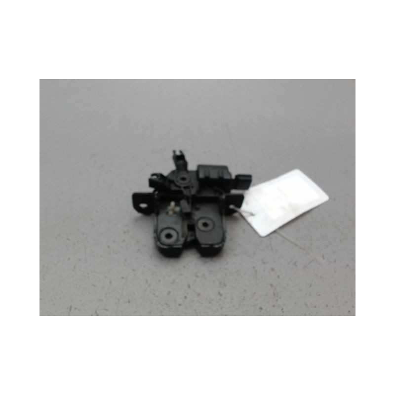 SERRURE HAYON  DACIA DUSTER BREAK Phase 1 2010-2013