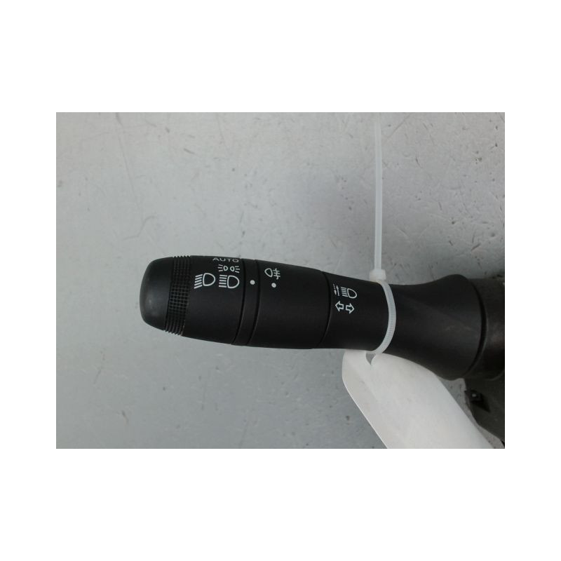 COMMANDE ECLAIRAGE DACIA SANDERO 2008-