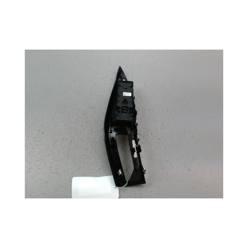 COMMANDE LEVE-GLACE PORTE AVG FORD PUMA
