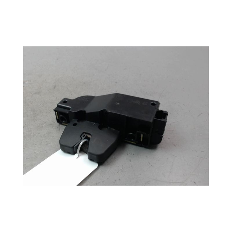 SERRURE COFFRE ARRIERE PEUGEOT 607 BERL. Phase 1 1999-2004