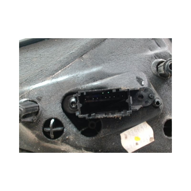 RETROVISEUR EXTERIEUR ELECTRIQUE DROIT RENAULT CLIO CAMPUS II Phase 1 2006-2009
