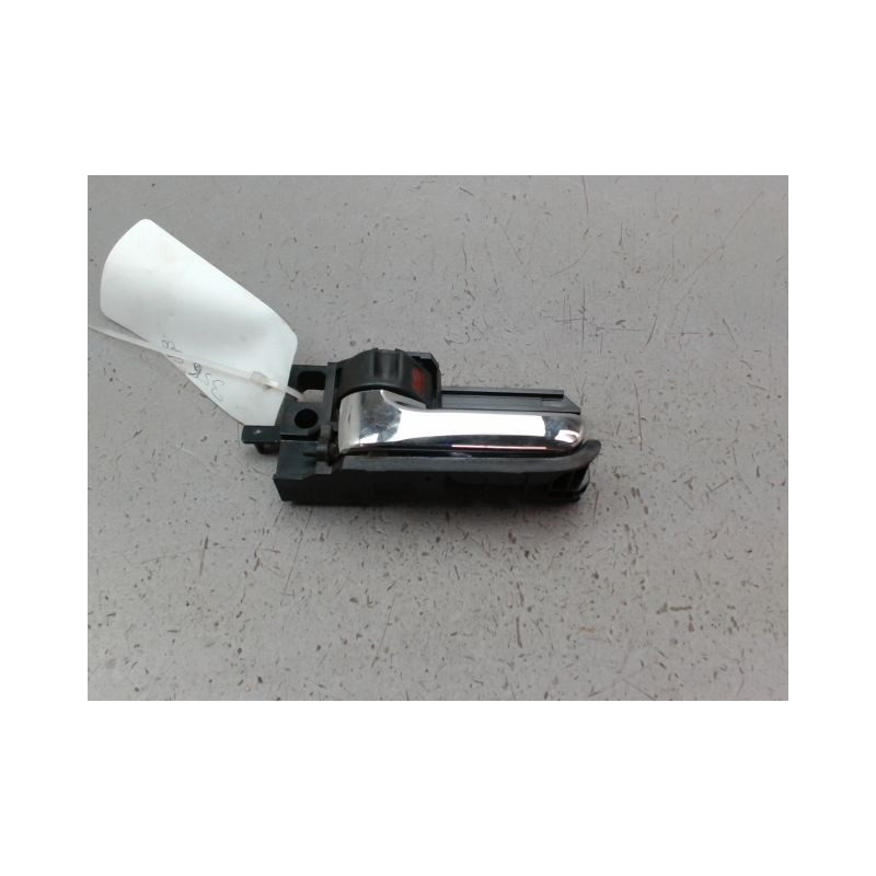 POIGNEE INTERIEURE PORTE AVANT GAUCHE TOYOTA COROLLA X Phase 2 2004-2007