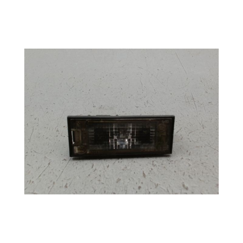 ECLAIREUR PLAQUE DE POLICE DROIT RENAULT TWINGO III 2014-...