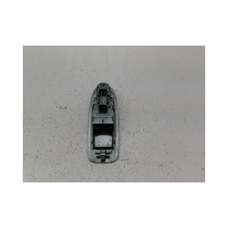 COMMANDE LEVE-GLACE PORTE AVG PEUGEOT 208 Phase 1 2012-...